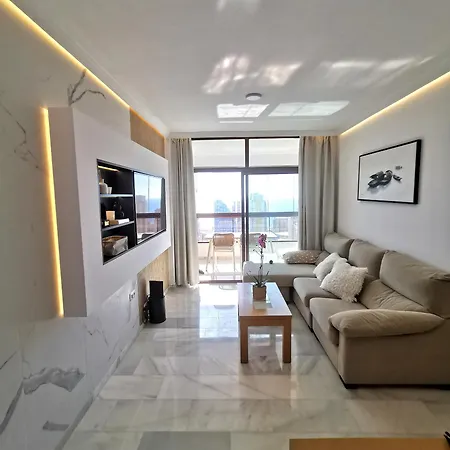 Panoramic Apartment *